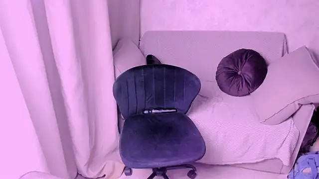 Snapshot of kirraa_ chatting on 01-29-25, 07:22 kirraa  online show from 01-29-25, 07:22