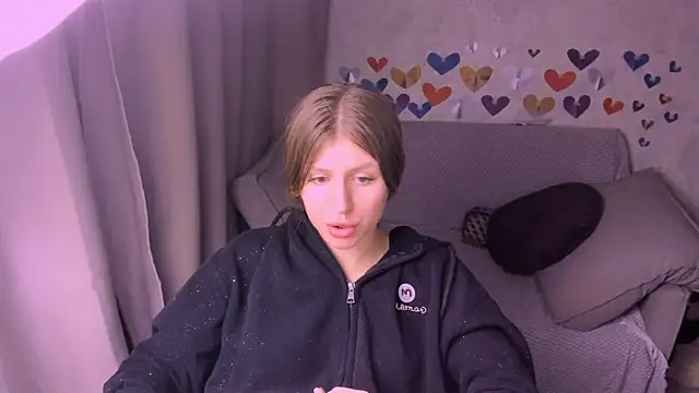 Snapshot of kirraa_ chatting on 02-14-25, 07:02 kirraa  online show from 02-14-25, 07:02