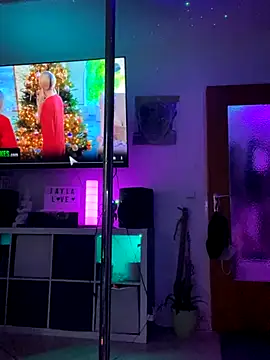 Snapshot of Jaylaloveofficial chatting on 11-15-25, 01:29 Jaylaloveofficial online show from 11-15-25, 01:29