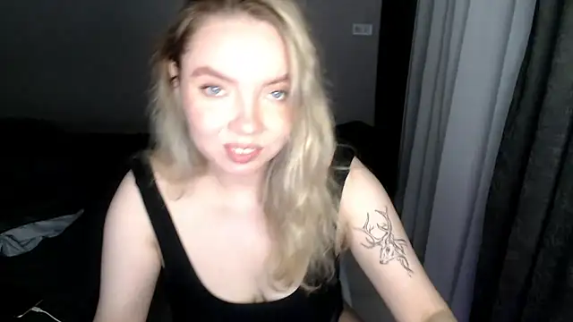 PolinaXXXJones online show from 03-12-25, 04:24