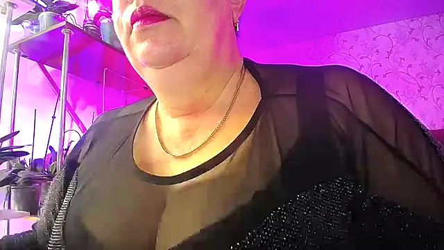  Sweet Woman online show from 10-26-25, 05:35