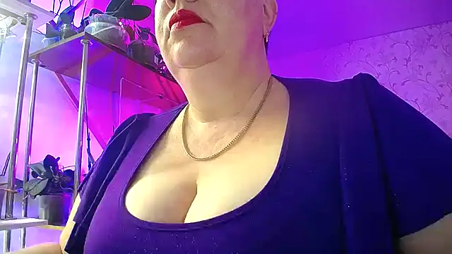  Sweet Woman online show from 01-09-26, 07:33