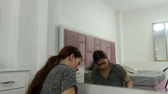 crystalhoneyy1 online show from 12-02-24, 11:34