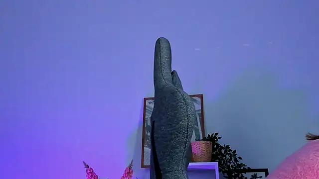 AliceSunday online show from 02-09-25, 11:04