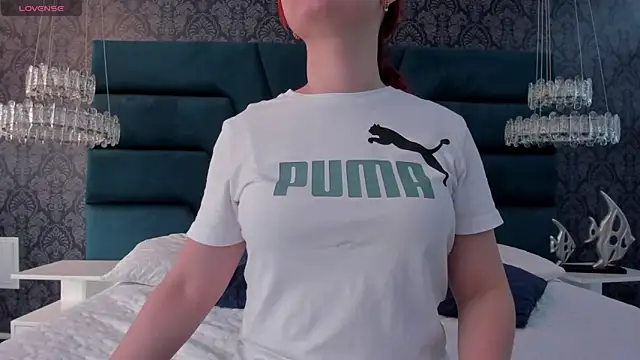 ELIZABETT  online show from 03-19-25, 02:13