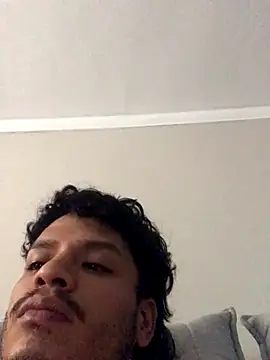 Snapshot of Ibrahot123 chatting on 10-17-25, 07:27 Ibrahot123 online show from 10-17-25, 07:27