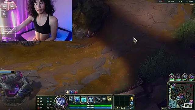 Snapshot of Angellike_doll chatting on 02-13-25, 10:11 Angellike doll online show from 02-13-25, 10:11