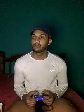 Pinocchiu online show from 10-10-25, 03:27