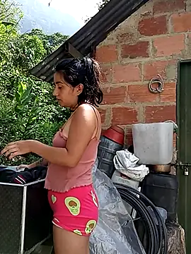 Hellen Alex online show from 01-15-25, 03:39