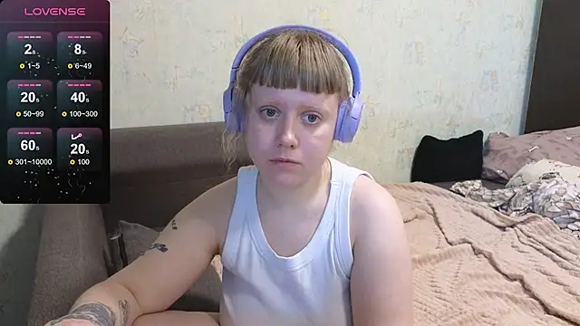 June shy0 online show from 03-17-26, 07:44