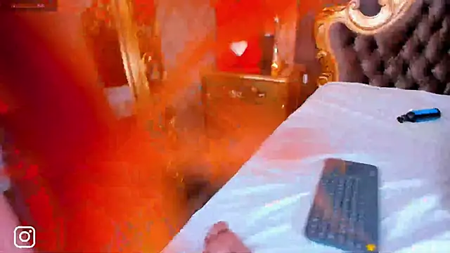 Snapshot of NahomiAcosta chatting on 02-26-25, 03:10 NahomiAcosta online show from 02-26-25, 03:10