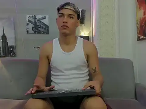 ryan carter08 online show from 12-19-24, 01:07