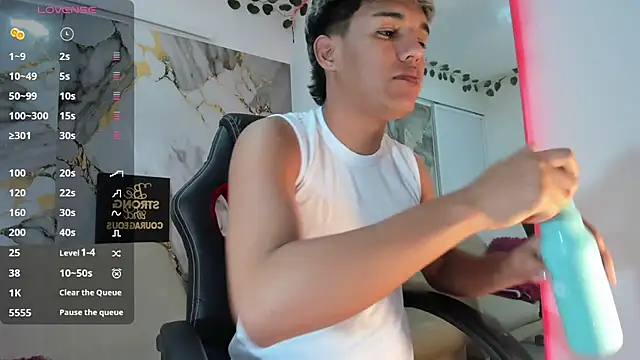 Snapshot of ryan_carter08 chatting on 03-01-26, 04:47 ryan carter08 online show from 03-01-26, 04:47