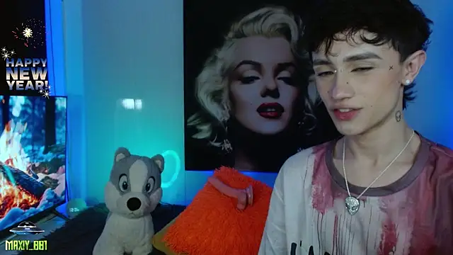 Snapshot of maxiy_001 chatting on 01-04-25, 05:37 maxiy 001 online show from 01-04-25, 05:37