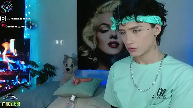 maxiy 001 online show from 02-08-26, 03:32