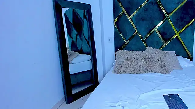 Criss Ariana online show from 03-03-25, 05:50