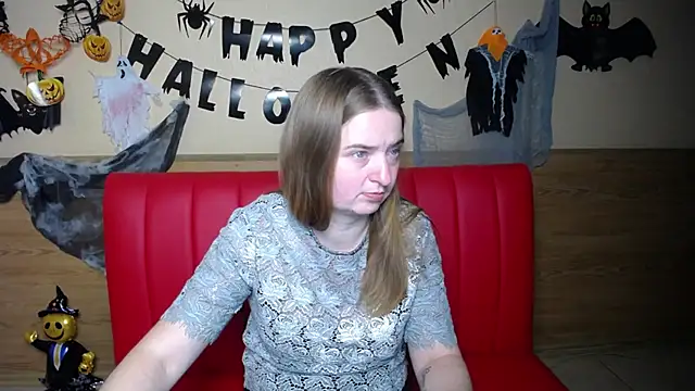 FreyaDak online show from 11-13-25, 06:07