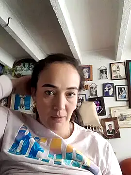 skayhot  online show from 01-16-25, 01:58