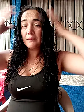 skayhot  online show from 02-08-25, 01:33