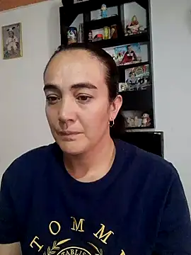 skayhot  online show from 09-12-25, 03:12