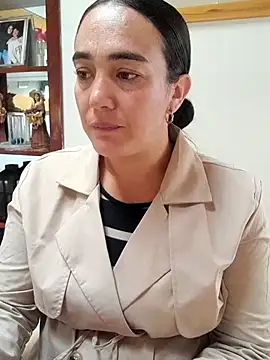 skayhot  online show from 11-13-25, 01:21