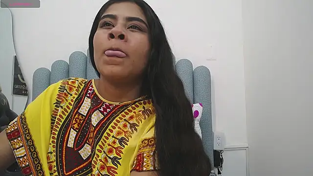 Snapshot of iniyalaboni chatting on 03-17-25, 07:26 iniyalaboni online show from 03-17-25, 07:26