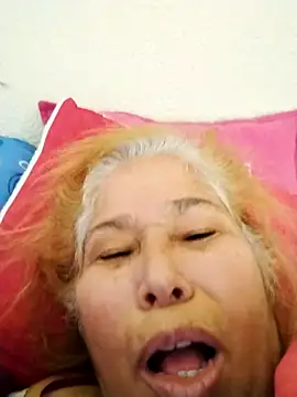 girl amada online show from 09-13-25, 01:55