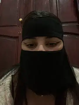 Miss-Soka online show from 12-18-24, 05:04