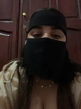 Miss-Soka online show from 01-02-25, 11:38