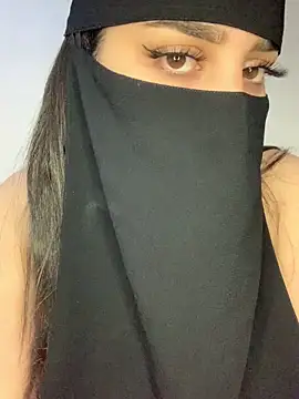 Miss-Soka online show from 04-16-26, 12:11