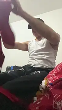 Snapshot of juanklkkp chatting on 11-28-25, 12:46 juanklkkp online show from 11-28-25, 12:46