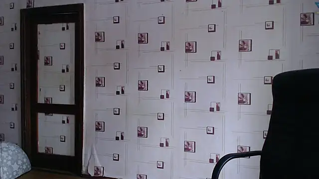 Snapshot of TasyaBigTTs chatting on 12-16-24, 10:40 TasyaBigTTs online show from 12-16-24, 10:40