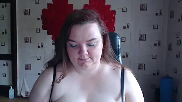 Snapshot of TasyaBigTTs chatting on 09-20-25, 06:25 TasyaBigTTs online show from 09-20-25, 06:25