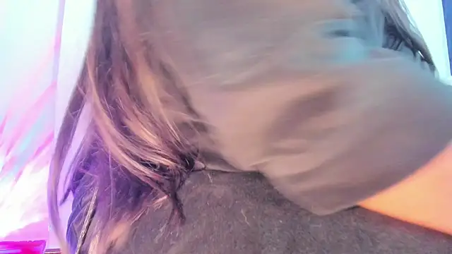 emiily15   online show from 03-06-25, 08:59