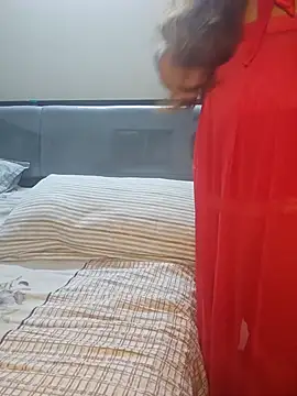 Snapshot of Awesomelusty chatting on 09-26-25, 06:23 Awesomelusty online show from 09-26-25, 06:23