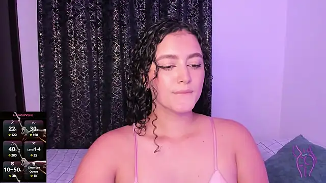 Snapshot of Adhara-zanne chatting on 03-12-25, 02:09 Adhara-zanne online show from 03-12-25, 02:09