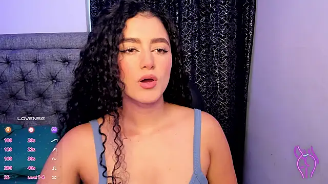 Snapshot of Adhara-zanne chatting on 11-30-25, 12:53 Adhara-zanne online show from 11-30-25, 12:53