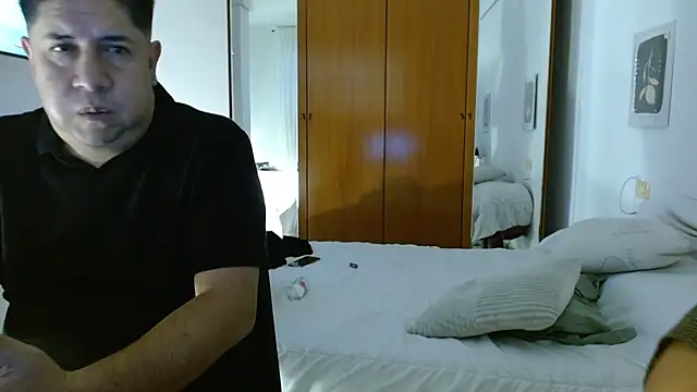 THIAGOEVA online show from 09-11-25, 03:12