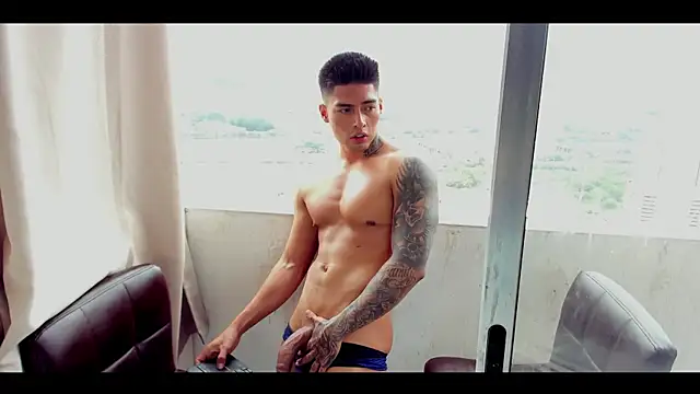 Snapshot of Dominiofit chatting on 02-18-25, 05:21 Dominiofit online show from 02-18-25, 05:21