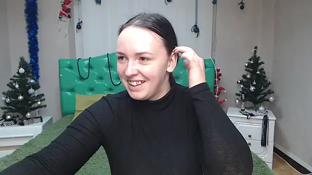 Snapshot of IsabelBlackberry chatting on 01-05-25, 09:15 IsabelBlackberry online show from 01-05-25, 09:15