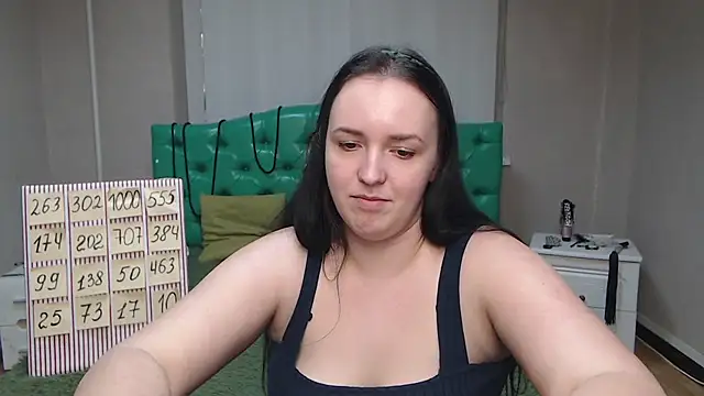 Snapshot of IsabelBlackberry chatting on 02-01-25, 12:05 IsabelBlackberry online show from 02-01-25, 12:05