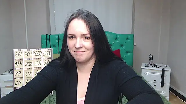 Snapshot of IsabelBlackberry chatting on 02-08-25, 09:03 IsabelBlackberry online show from 02-08-25, 09:03
