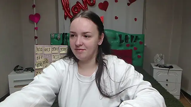 Snapshot of IsabelBlackberry chatting on 10-04-25, 05:05 IsabelBlackberry online show from 10-04-25, 05:05