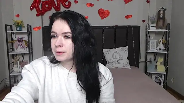 JasmineKouch online show from 02-05-26, 07:24