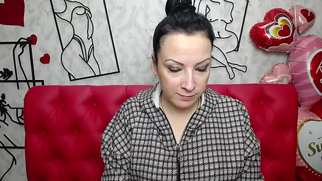 Snapshot of ElizabethSho chatting on 03-10-25, 09:07 ElizabethSho online show from 03-10-25, 09:07