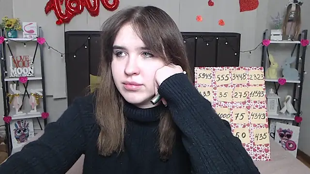 LauraHlot online show from 02-24-25, 06:38