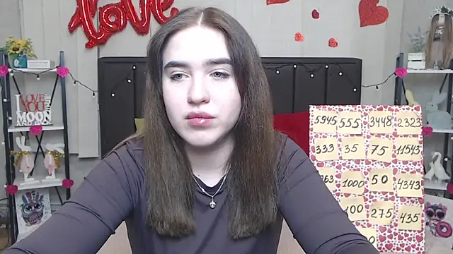 LauraHlot online show from 03-12-25, 12:36