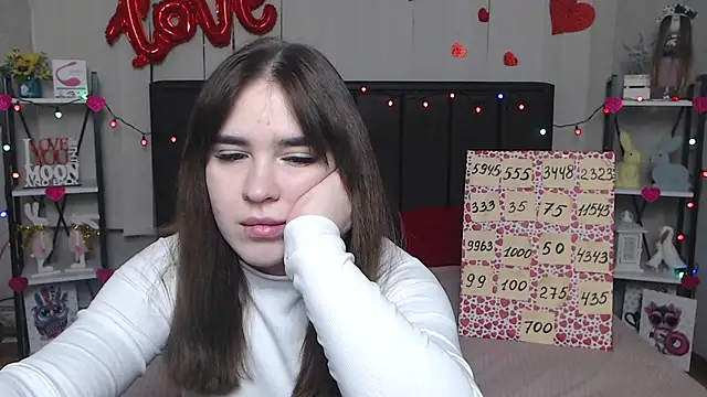 LauraHlot online show from 03-18-25, 01:00