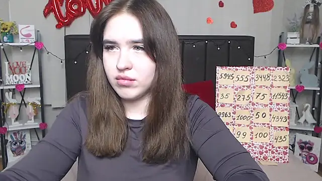 LauraHlot online show from 03-21-25, 10:06