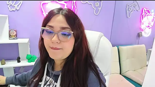 Camiila Osorio online show from 09-17-25, 07:26